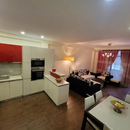 Spacious And Cozy * 티라나