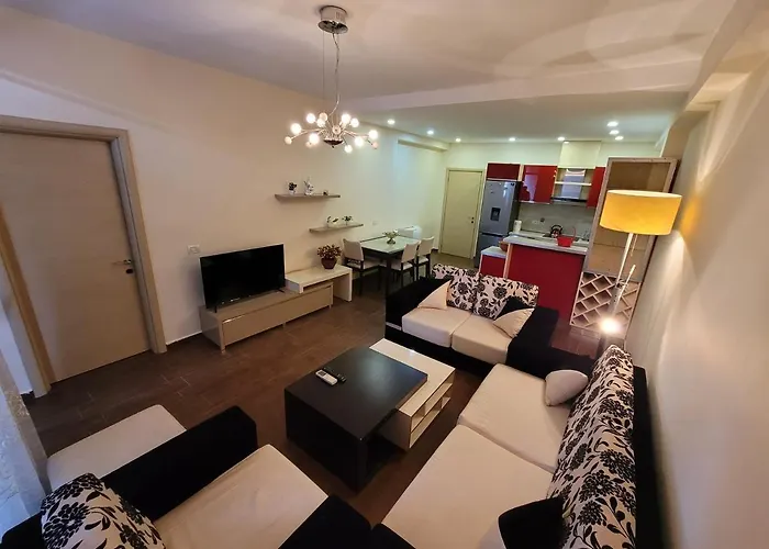 Spacious And Cozy Apartment *