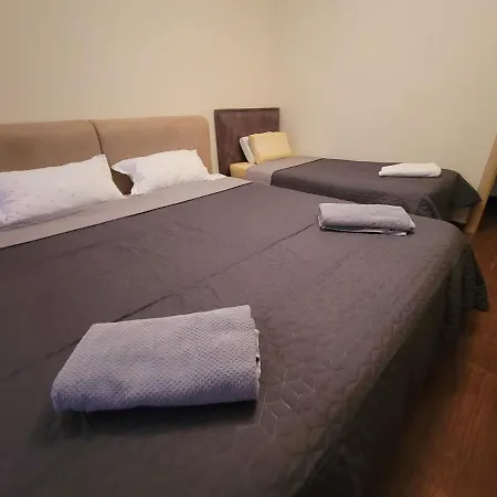 Spacious And Cozy Apartment